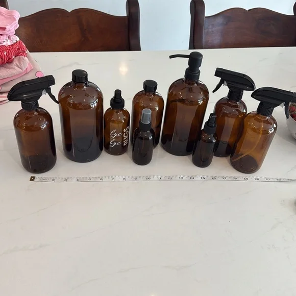 Assorted amber glass bottles - Picture 2 of 3